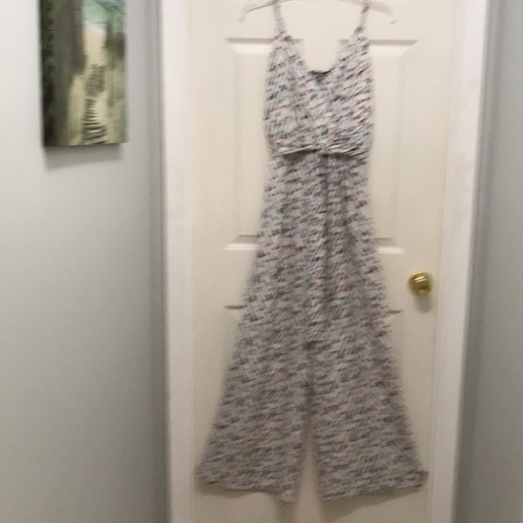 Cute Justify Jumpsuit! L. Arrows motif! Bust 38” - Picture 3 of 7